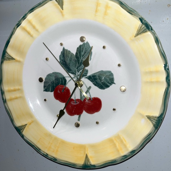 11” Custom Handmade Plate Clock BEAUTIFUL!! - Picture 3 of 7